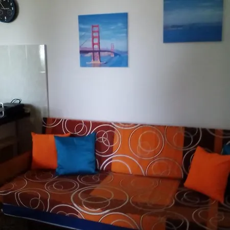 Laura * Stara Baška